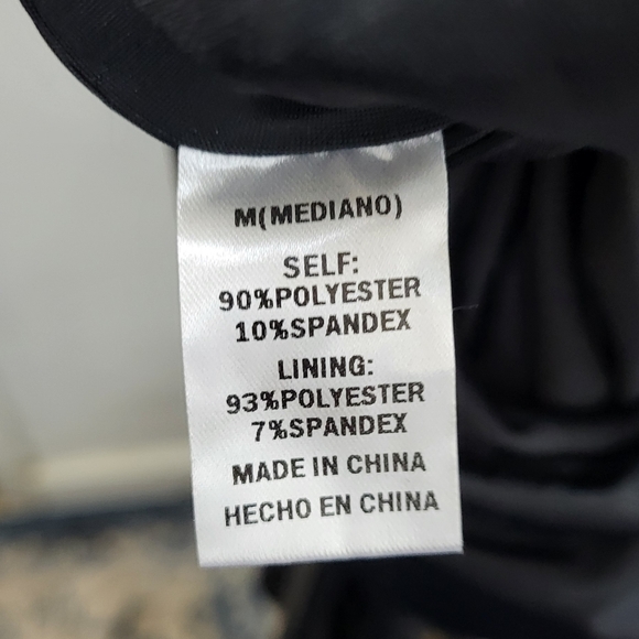 Fashion Nova Metallic Black (Wet Look) Elegant Black One-Shoulder Size Medium - Picture 2 of 4